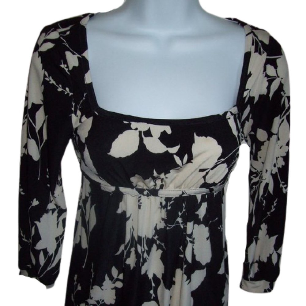 3/4 Sleeve Black & White Stretch Top Small